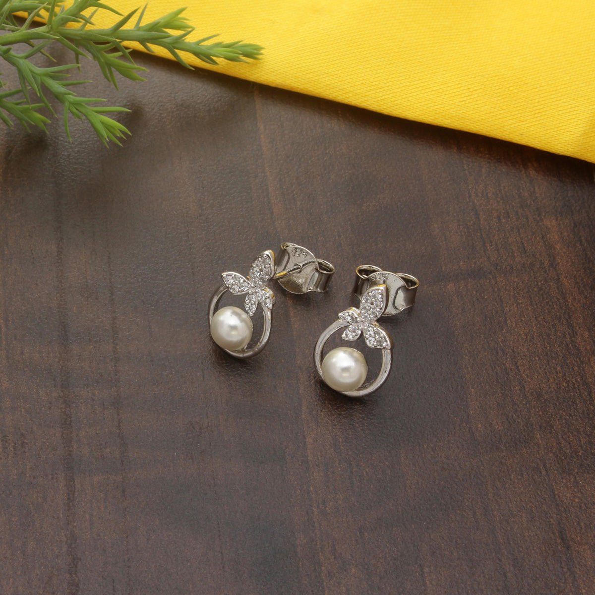 925 Sterling Silver Fruit Shape Pearl Earring For Girls And Women