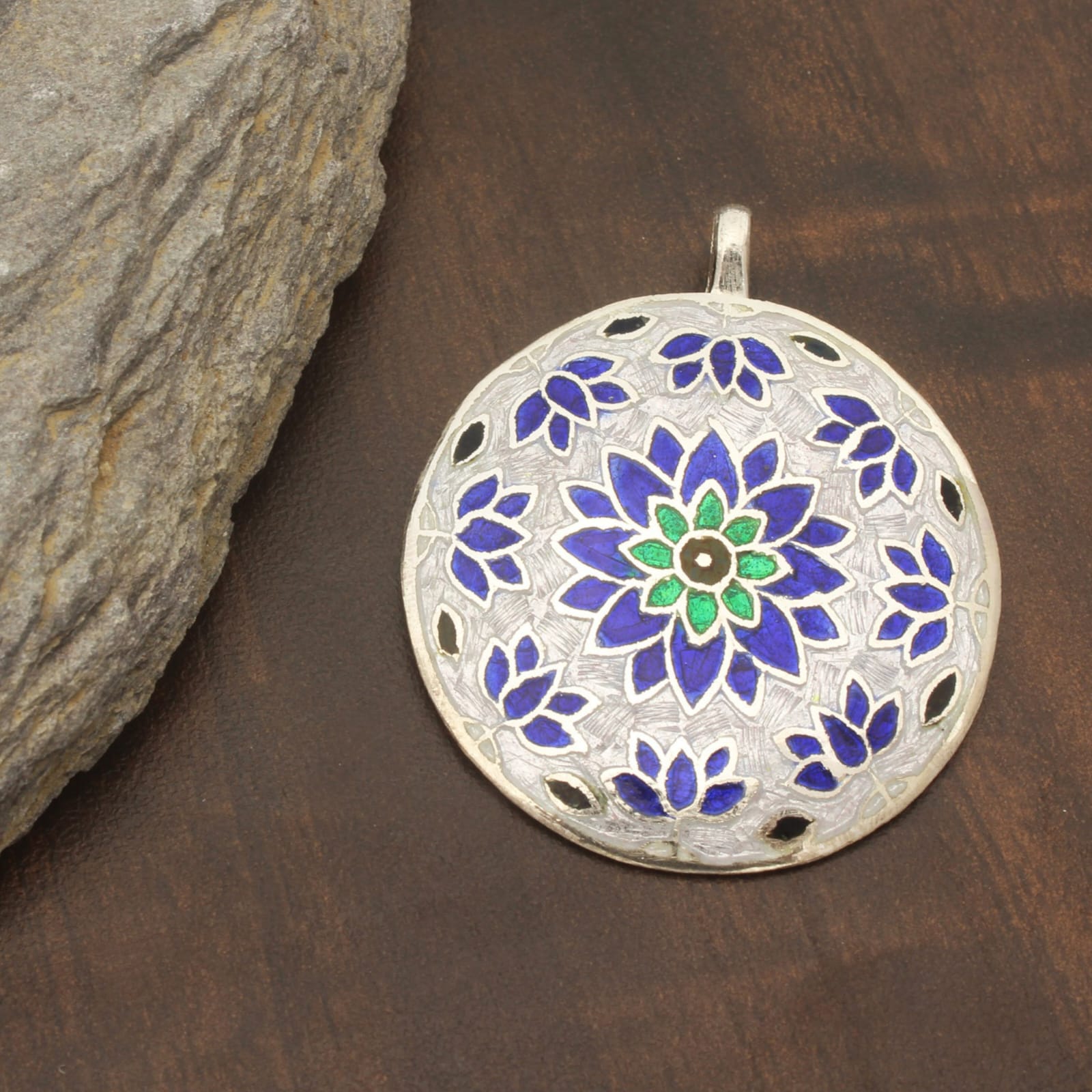 925 Sterling Silver Leaf Design Enamel Pendant For Girls and Women