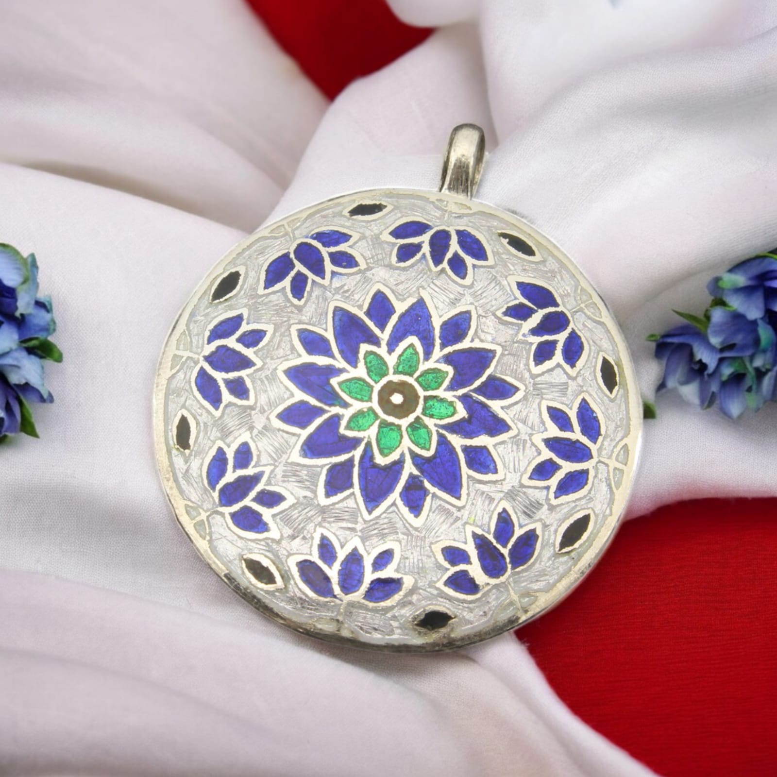 925 Sterling Silver Leaf Design Enamel Pendant For Girls and Women