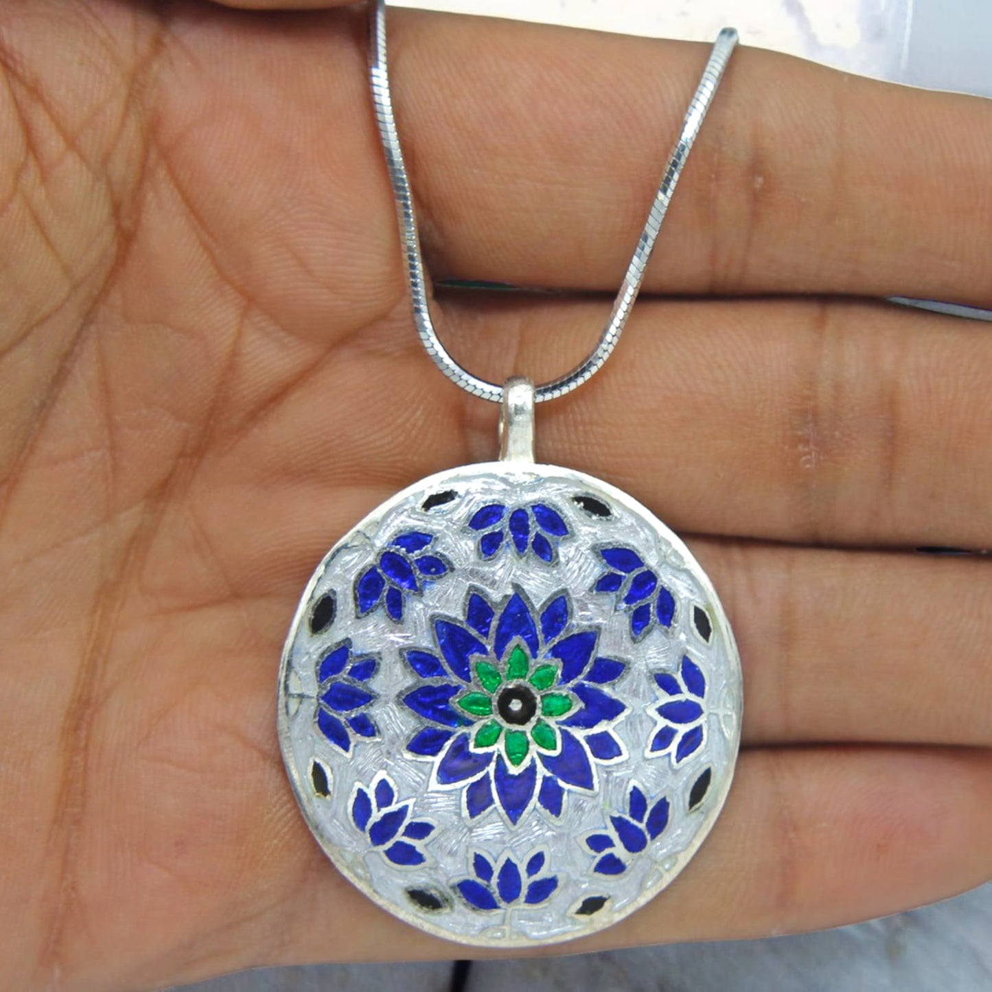 925 Sterling Silver Leaf Design Enamel Pendant For Girls and Women