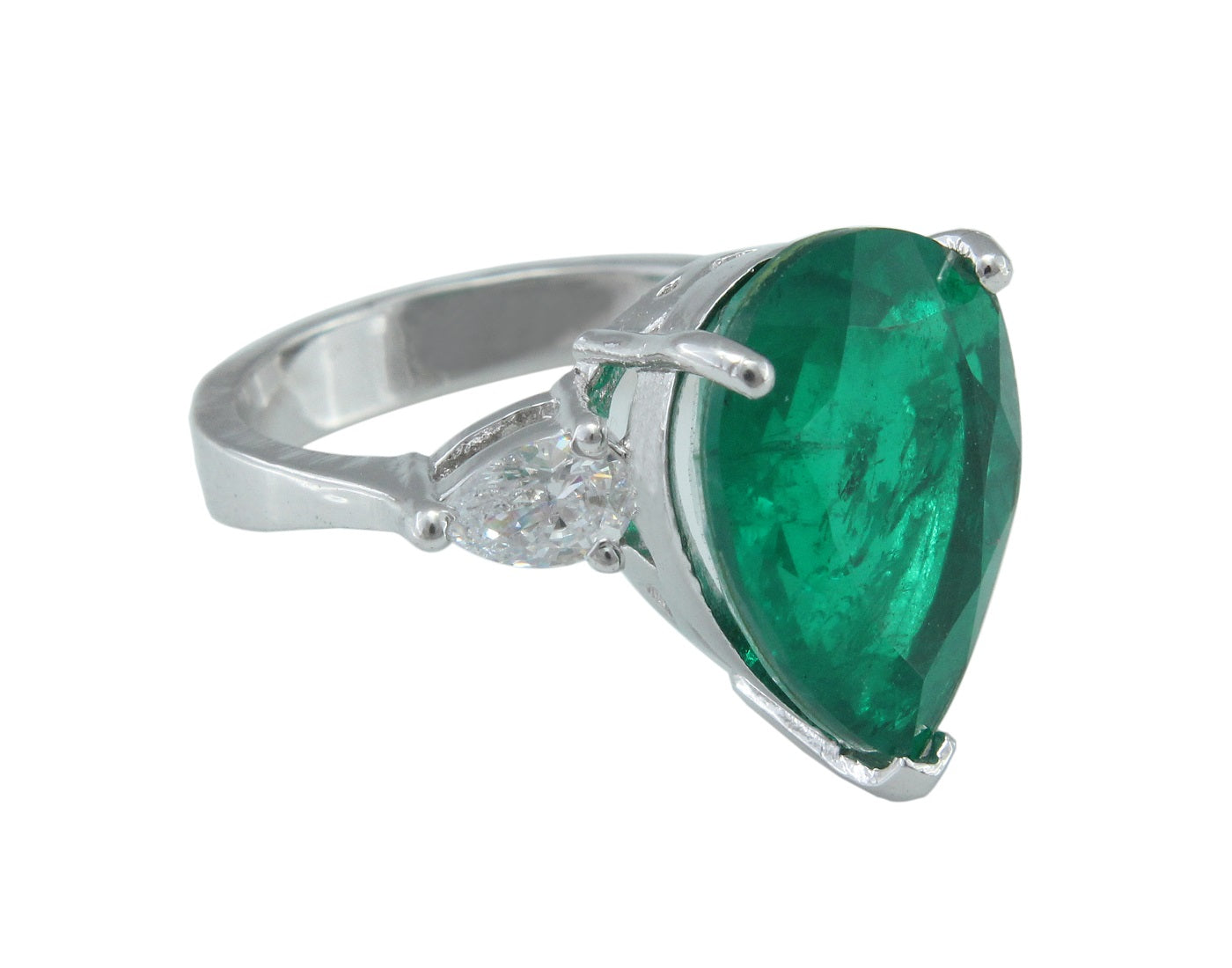 925 Sterling Silver Drop Shape Green Single Stone Ring For Girls And Women