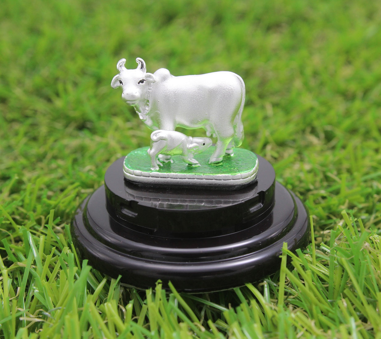 925 Sterling Silver White Kamdhenu Cow With Calf Idol